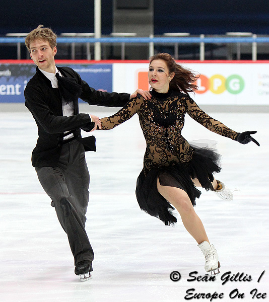 Barbora Silna & Juri Kurakin (AUT) 