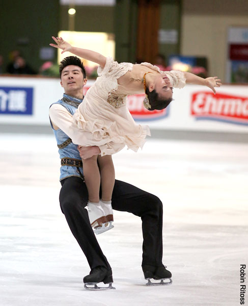 Xintong Huang & Xun Zheng (CHN)