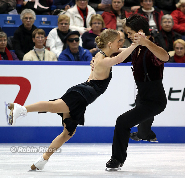 Kaitlyn Weaver & Andrew Poje (CAN) 
