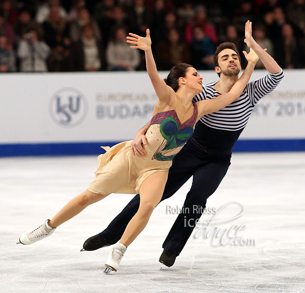 Sara Hurtado & Adria Diaz (ESP)