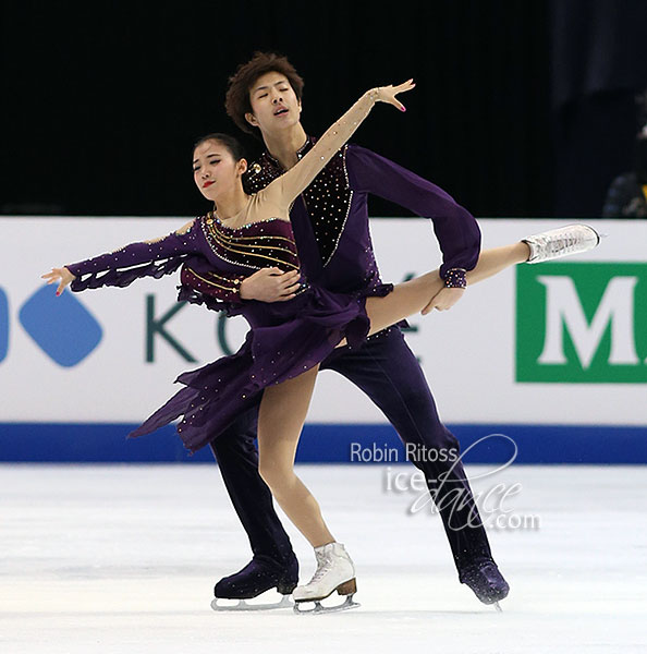 Shiyue Wang & Xinyu Liu (CHN)