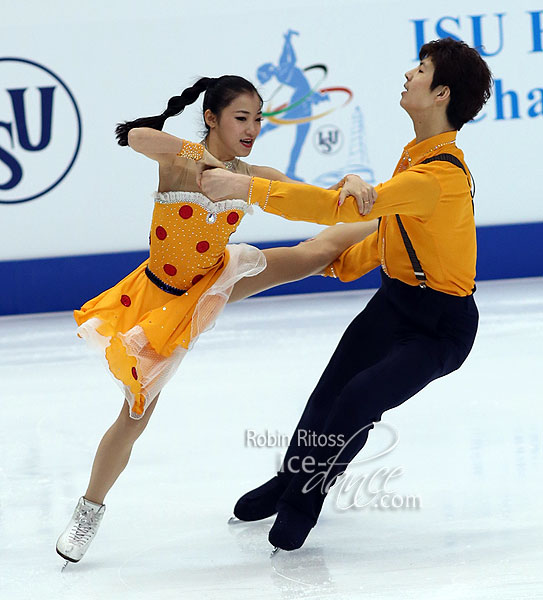 Shiyue Wang & Xinyu Liu (CHN)