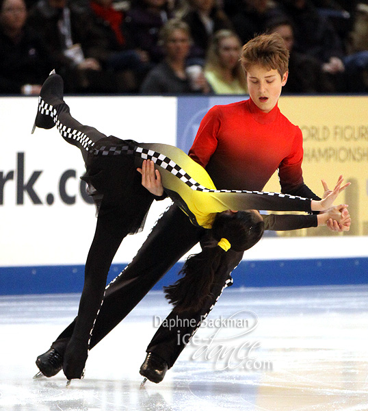 Sarah Feng & Anthony Ponomarenko 