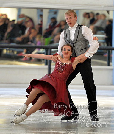 Sarah Vadskjaer-Grapek & Malcolm Jones