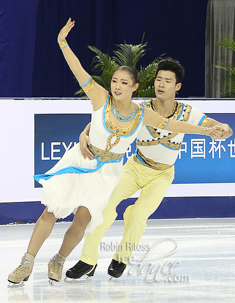 Yiyi Zhang & Nan Wu (CHN)