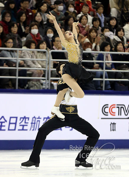 Shiyue Wang & Xinyu Liu (CHN)