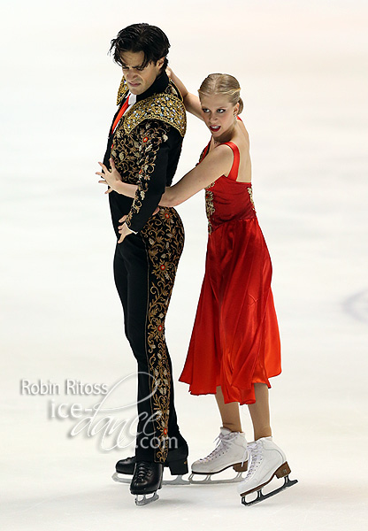 Kaitlyn Weaver & Andrew Poje (CAN)