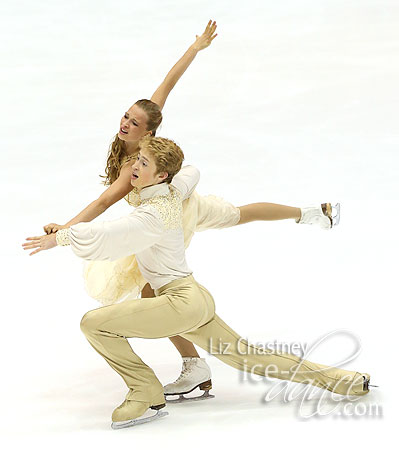 Alina Efimova & Kyle MacMillan