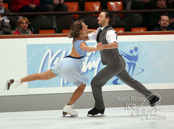 Kavita Lorenz & Panagiotis Polizoiakis (GER)