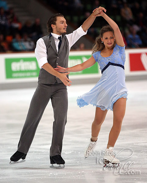 Kavita Lorenz & Panagiotis Polizoiakis (GER)