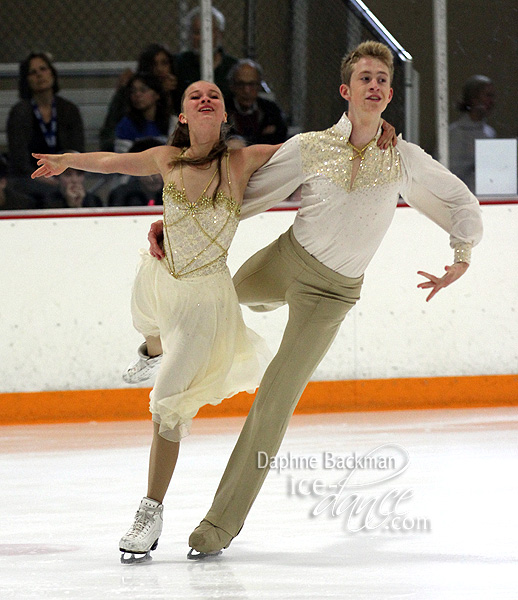 Alina Efimova & Kyle MacMillan