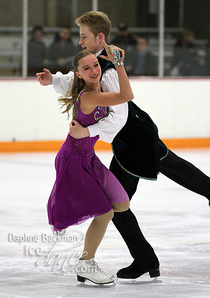 Alina Efimova & Kyle MacMillan