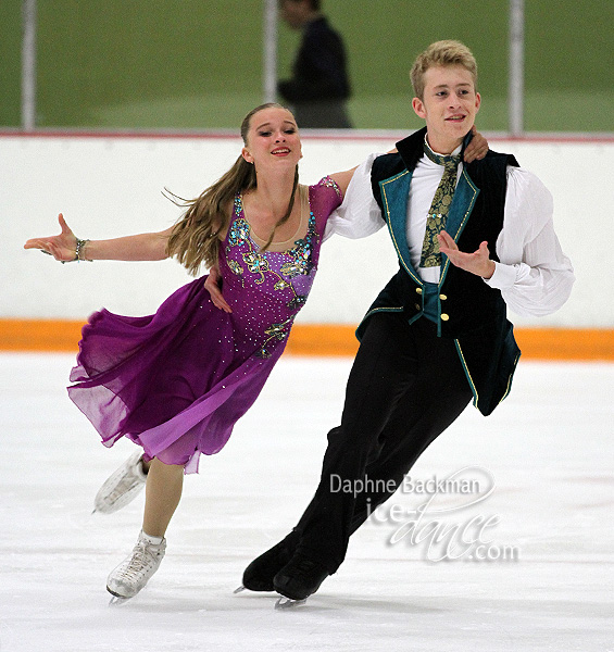 Alina Efimova & Kyle MacMillan