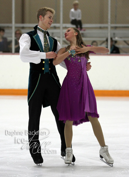 Alina Efimova & Kyle MacMillan