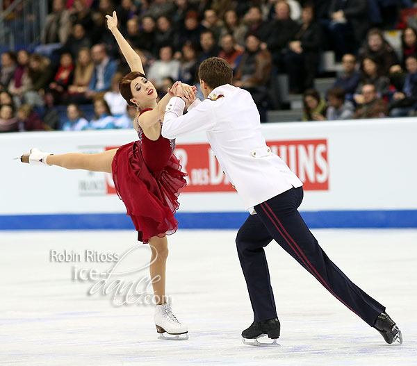 Ekaterina Bobrova & Dmitri Soloviev (RUS) 