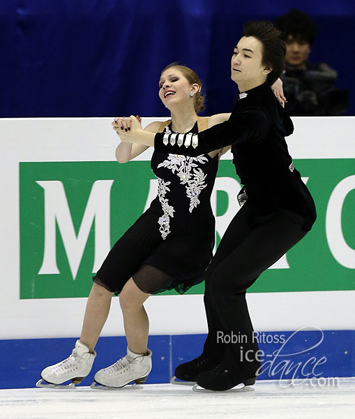 Anastasia Khromova & Daryn Zhunussov (KAZ)