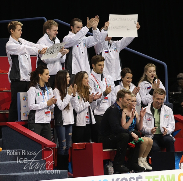 Team Europe waits for Coomes & Buckland's scores