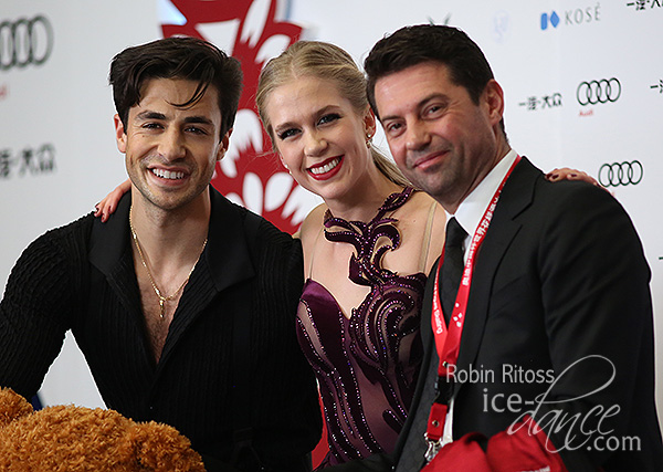 Kaitlyn Weaver & Andrew Poje (CAN)