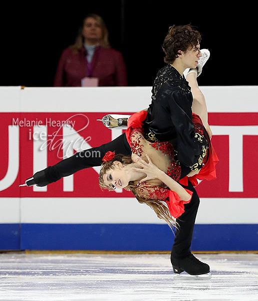 Angelique Abachkina & Louis Thauron (FRA)