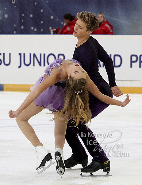 Christina Carreira & Anthony Ponomarenko (USA)