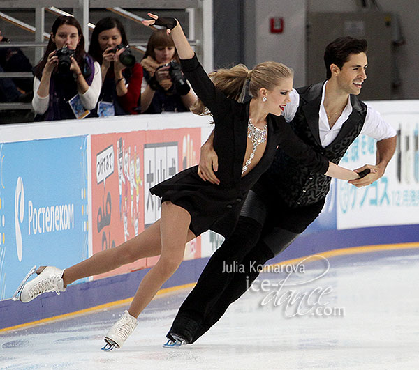 Kaitlyn Weaver & Andrew Poje (CAN)