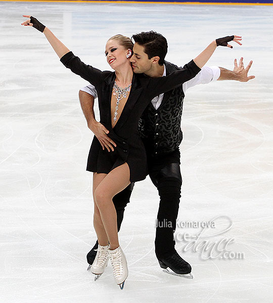 Kaitlyn Weaver & Andrew Poje (CAN)