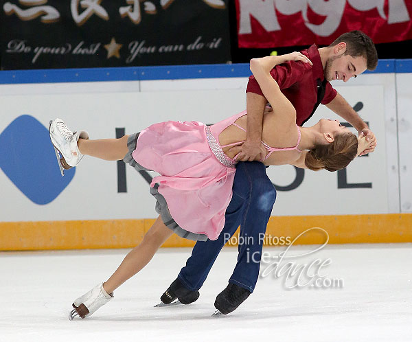 Alexandra Nazarova & Maxim Nikitin (UKR)