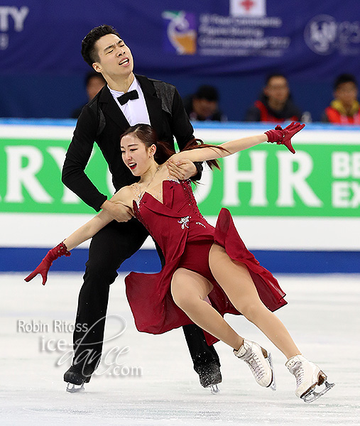 Linshu Song & Zhuoming Sun (CHN)