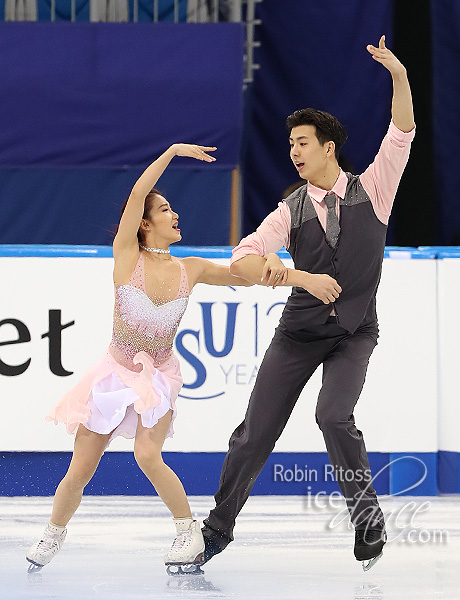 Shiyue Wang & Xinyu Liu (CHN)