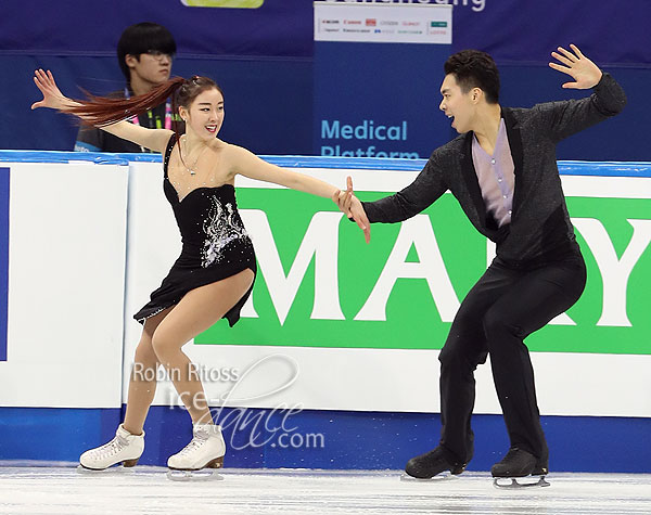 Linshu Song & Zhuoming Sun (CHN)