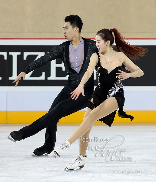 Linshu Song & Zhuoming Sun (CHN)