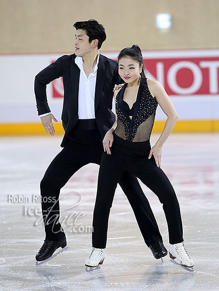 Maia Shibutani & Alex Shibutani (USA)