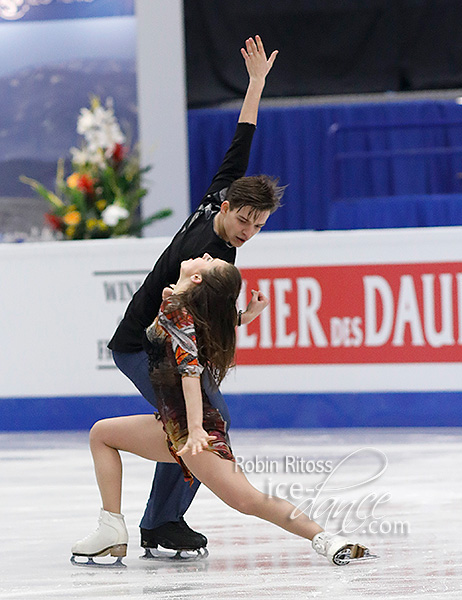 Vavara Ogloblina & Mikhail Zhirnov (AZE)