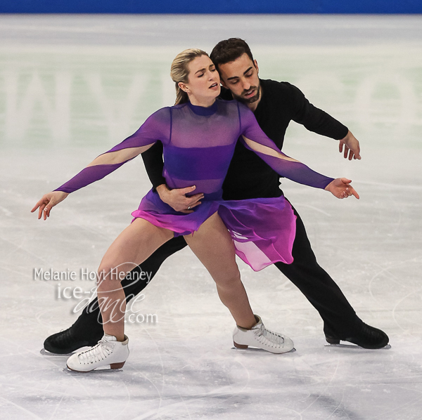 Olivia Smart & Adria Diaz (ESP)