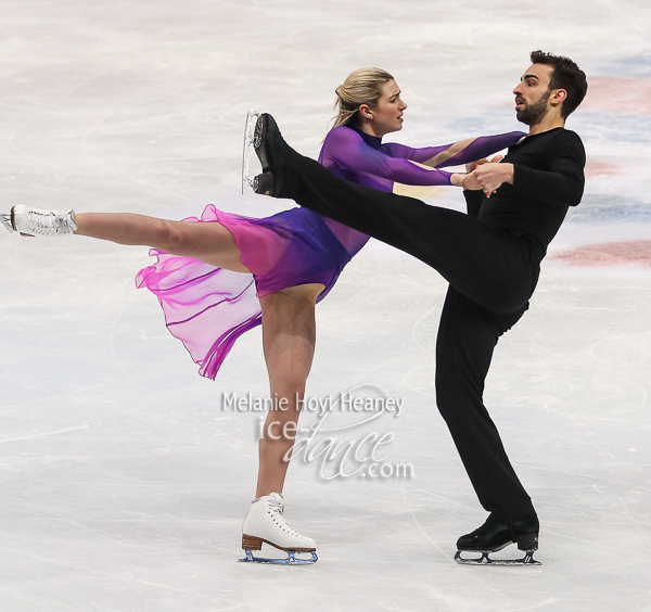 Olivia Smart & Adria Diaz (ESP)