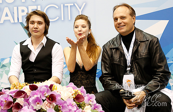 Hannah Grace Cook & Temirlan Yerzhanov (KAZ)