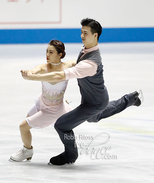 Shiyue Wang & Xinyu Liu (CHN)