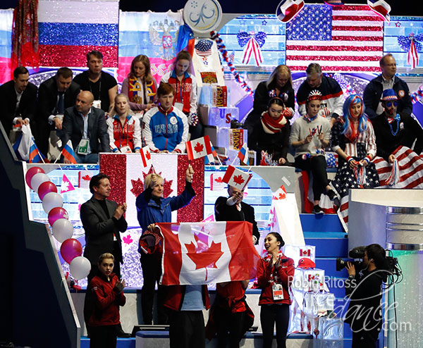 Team Canada reacts to Weaver & Poje's performance