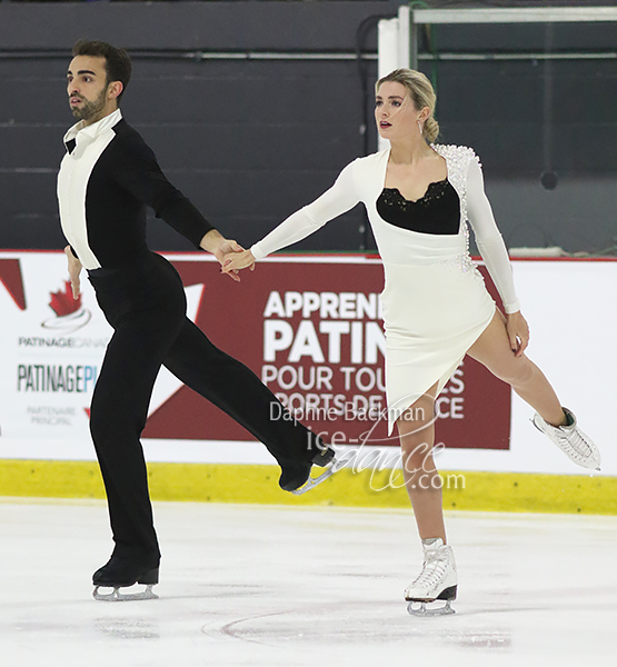 Olivia Smart & Adria Diaz (ESP)