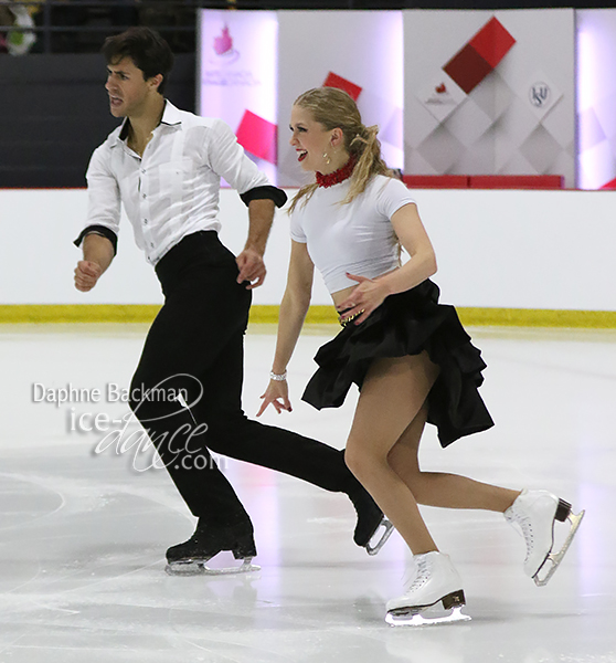 Kaitlyn Weaver & Andrew Poje (CAN)