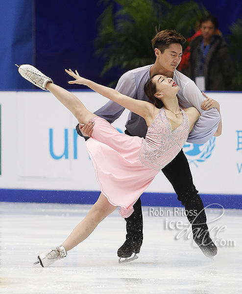 Hong Chen & Yan Zhao (CHN)
