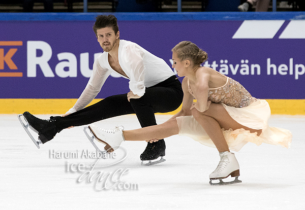 Alexandra Stepanova & Ivan Bukin (RUS)