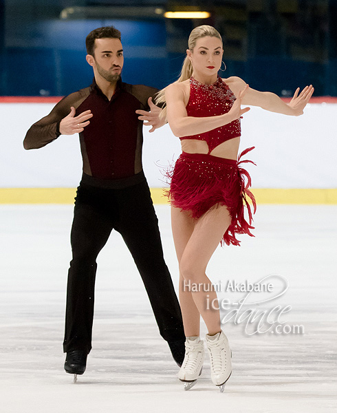 Olivia Smart & Adria Diaz (ESP)
