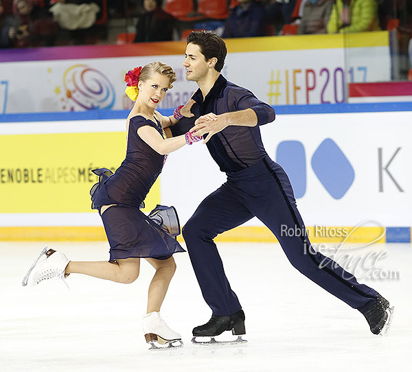 Kaitlyn Weaver & Andrew Poje (CAN)