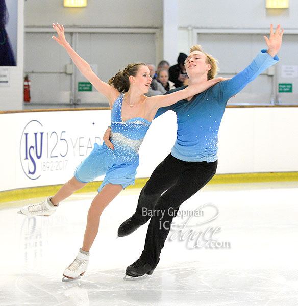 Sasha Fear & George Waddell (GBR)