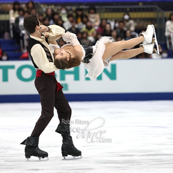 Alexandra Nazarova & Maxim Nikitin (UKR)