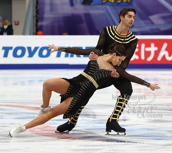 Alisa Agafonova & Alper Ucar (TUR)