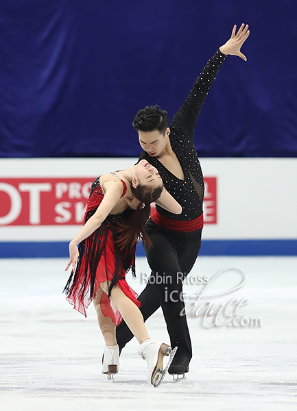 Linshu Song & Zhuoming Sun (CHN)
