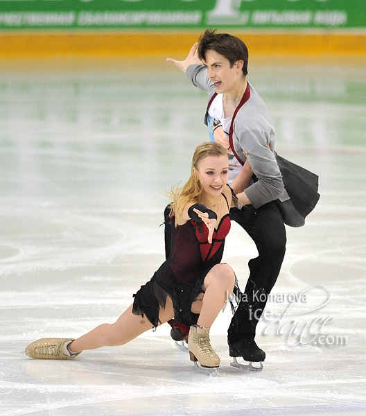 Arina Ushakova & Maksim Nekrasov