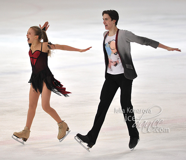 Arina Ushakova & Maksim Nekrasov